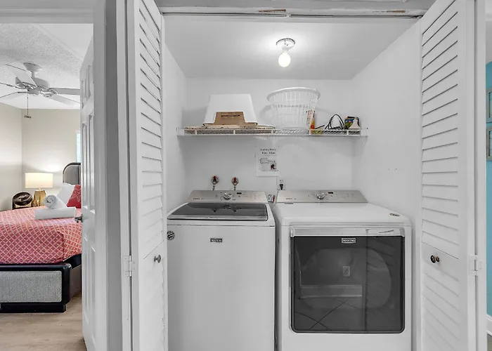 Cypress-n-sun B-2 Holiday home
